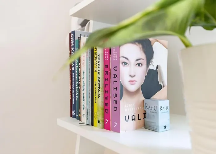 아파트 Stylish And Cozy In The Heart Of 탈린