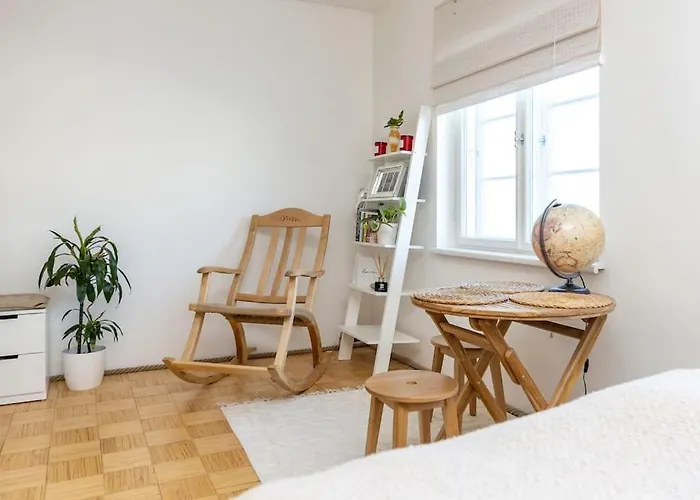 아파트 Stylish And Cozy In The Heart Of